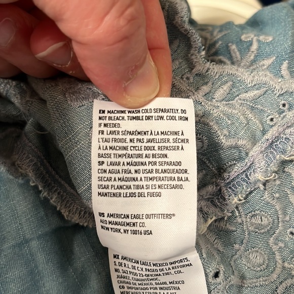 American Eagle Blue White Denim Romper Embroidered Cold Shoulder Poly XS - Picture 13 of 13